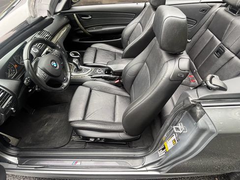 Used 2013 BMW 135i Convertible RWD image 28
