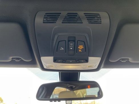 Used 2017 BMW 330i xDrive Sedan image 21