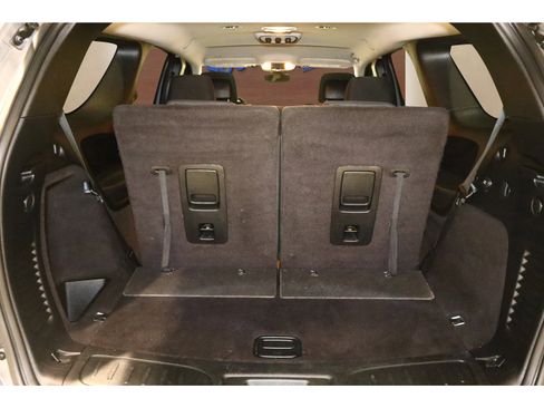 Used 2018 Dodge Durango SXT w/ 3rd Row Seating Group image 18