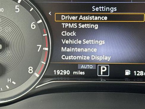 Certified 2024 INFINITI QX80 Premium Select w/ Cargo Package image 25