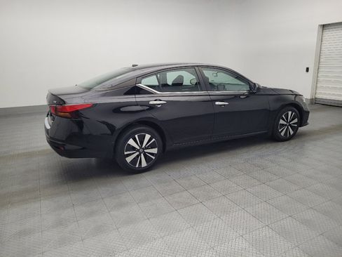 Used 2022 Nissan Altima 2.5 SV image 10