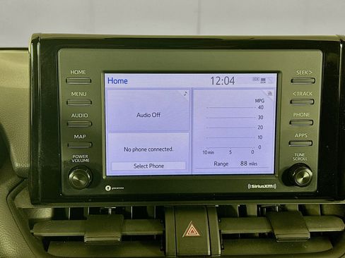 Used 2021 Toyota RAV4 LE AWD/4WD image 18