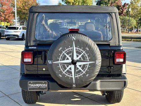 Used 2021 Jeep Wrangler Sport image 3