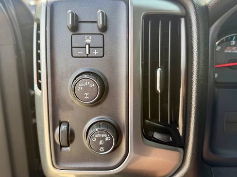 Used 2017 Chevrolet Silverado 1500 LT w/ All Star Edition AWD/4WD image 30