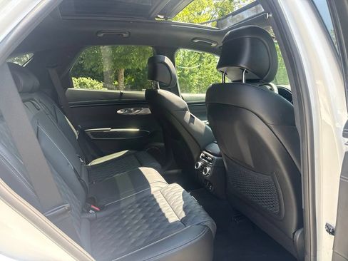 Used 2023 Genesis GV70 3.5T Sport w/ Sport Prestige Package AWD/4WD image 34