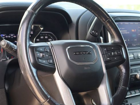 Used 2022 GMC Sierra 3500 Denali AWD/4WD image 21