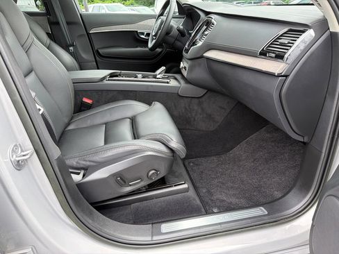 Used 2023 Volvo XC90 B6 Ultimate w/ Protection Package Premier AWD/4WD image 13
