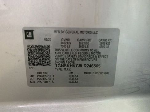 Used 2020 Chevrolet Suburban LT AWD/4WD image 30