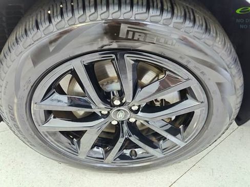 Used 2026 Land Rover Range Rover Velar S AWD/4WD image 57
