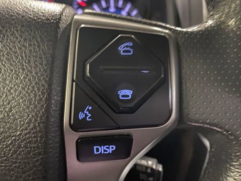 Used 2018 Toyota 4Runner Limited AWD/4WD image 11