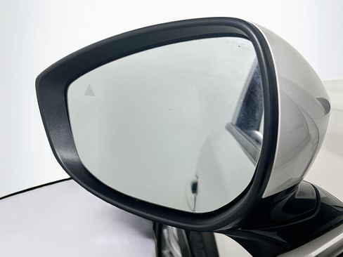 Used 2024 MAZDA CX-90 3.3 Turbo w/ Preferred Plus image 16