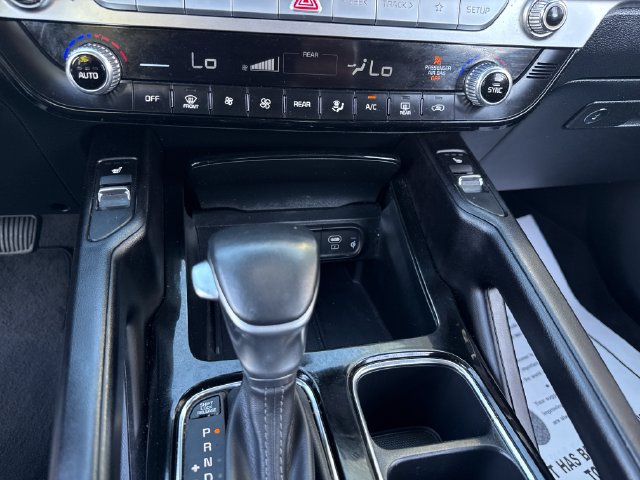 Used 2025 Kia Telluride S AWD/4WD image 19