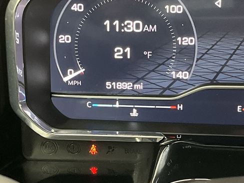 Used 2024 GMC Sierra 1500 SLE w/ X31 Off-Road Package image 15