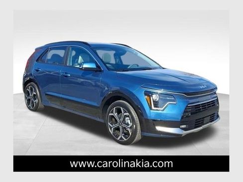 New 2025 Kia Niro EX Touring image 1