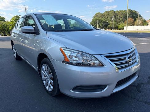 Used 2014 Nissan Sentra SV FWD image 4