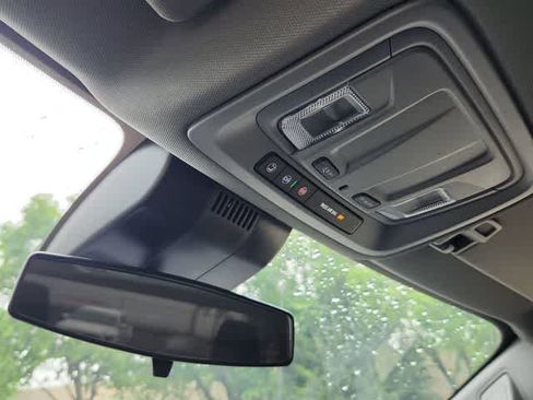 Used 2024 Chevrolet Silverado 1500 LT image 27