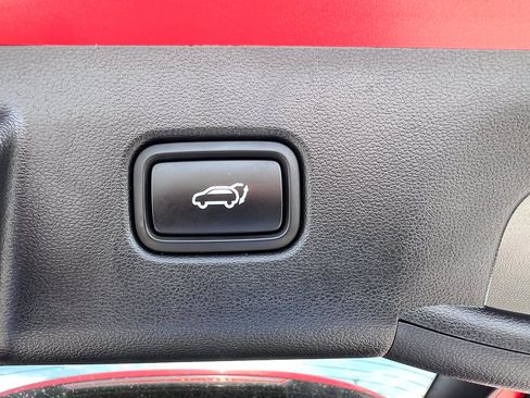 Used 2022 Hyundai Tucson Limited AWD/4WD image 5