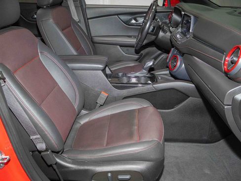 Used 2022 Chevrolet Blazer RS w/ Enhanced Convenience Package image 16