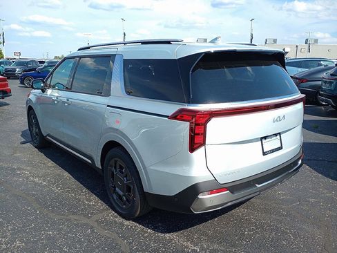 New 2026 Kia Carnival SX image 5