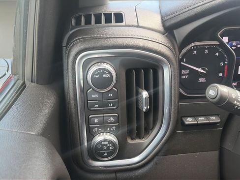 Used 2021 GMC Sierra 1500 Denali w/ Denali Ultimate Package AWD/4WD image 22