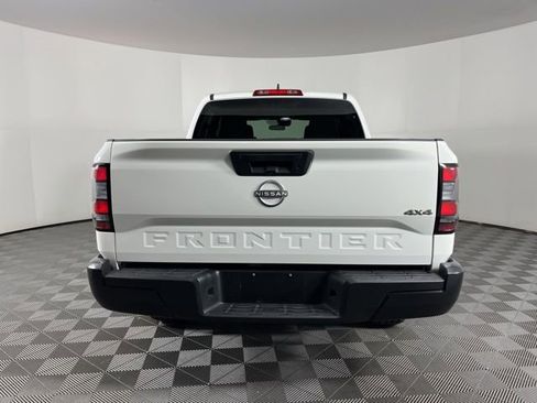 Used 2024 Nissan Frontier S image 12