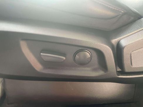 Used 2022 Ford Ranger Lariat w/ Equipment Group 501A High image 19