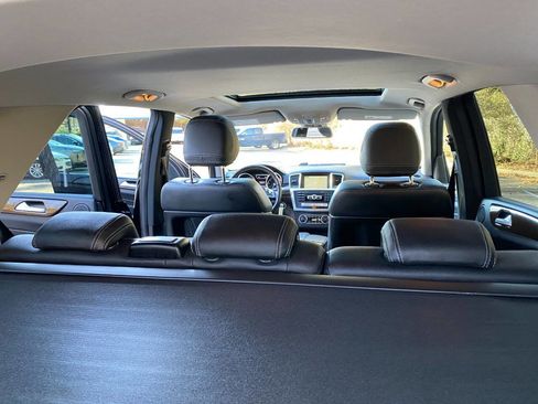 Used 2015 Mercedes-Benz ML 350 4MATIC image 54