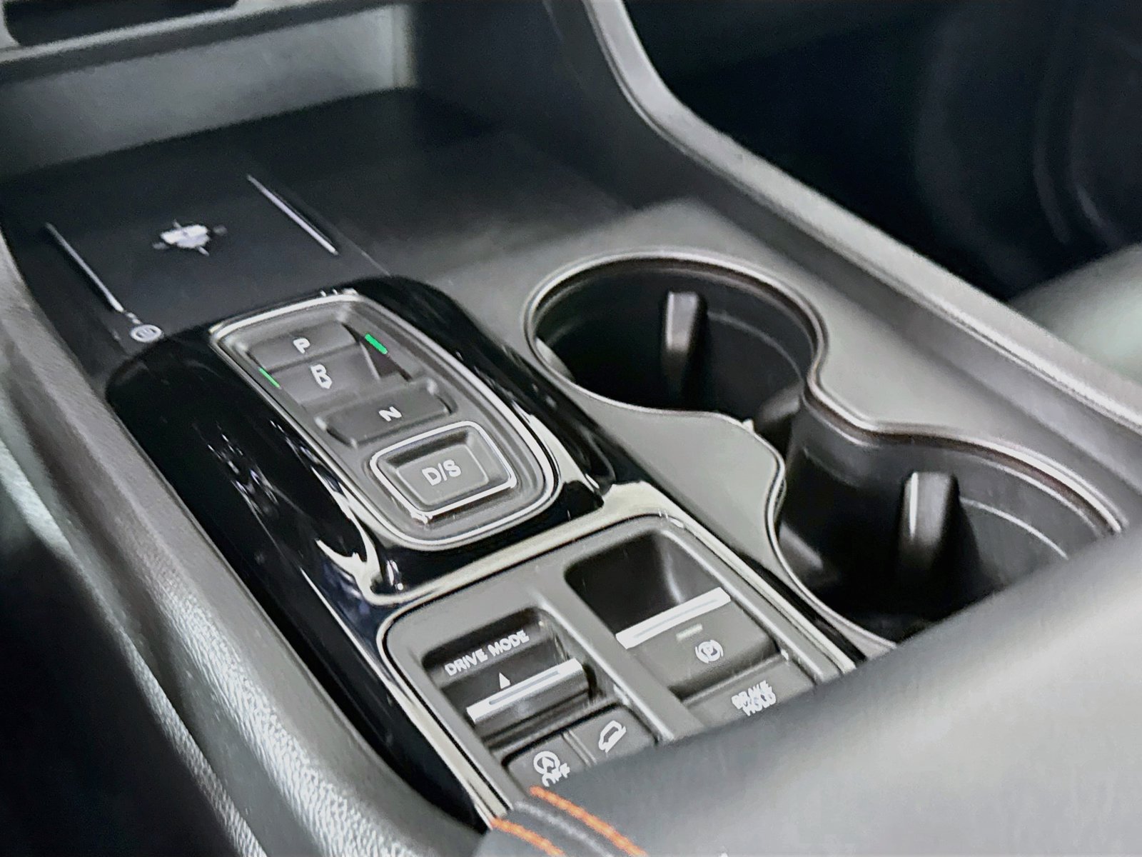Used 2025 Honda Pilot TrailSport image 20