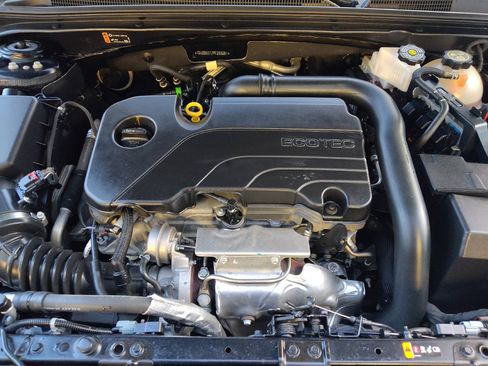 Used 2023 Chevrolet Malibu LT FWD image 30