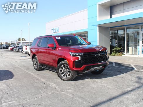 Certified 2024 Chevrolet Tahoe Z71 w/ Luxury Package image 2