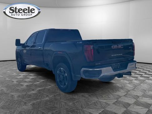 Used 2025 GMC Sierra 2500 SLT image 3