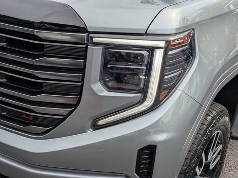 Used 2025 GMC Sierra 1500 AT4 w/ AT4 Premium Package AWD/4WD image 11