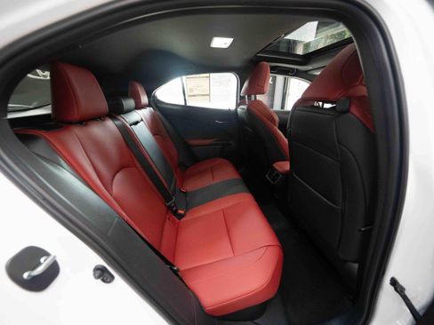 Used 2024 Lexus UX 250h F Sport AWD/4WD image 25