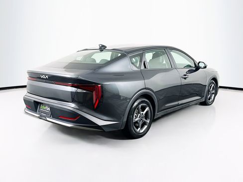 Used 2025 Kia K4 LXS image 9