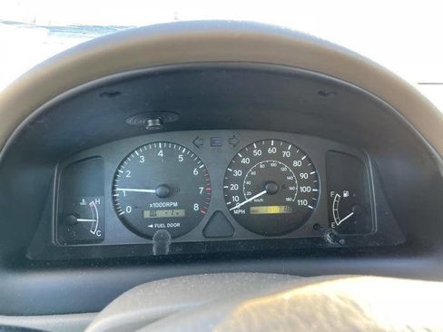 Used 2001 Toyota Corolla CE image 35