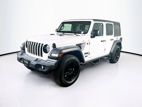 Used 2023 Jeep Wrangler Unlimited Sport AWD/4WD image 3