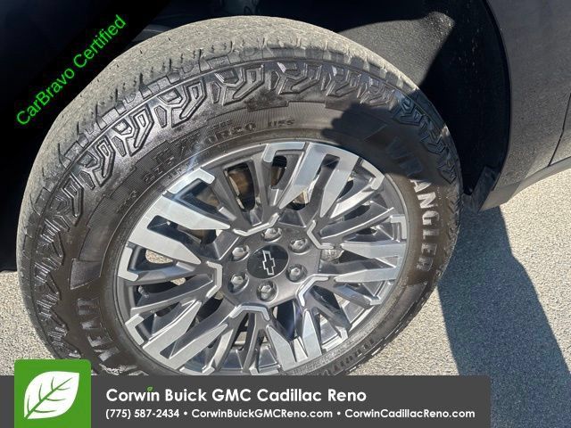 Certified 2025 Chevrolet Tahoe Z71 AWD/4WD image 44