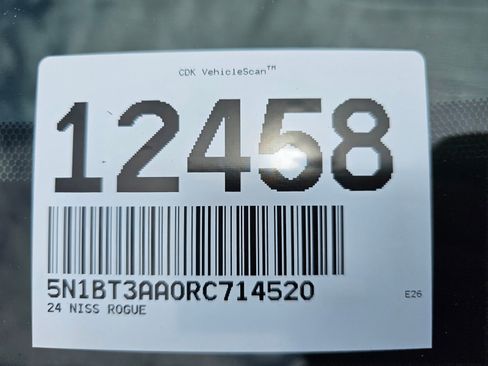 Used 2024 Nissan Rogue S FWD image 10