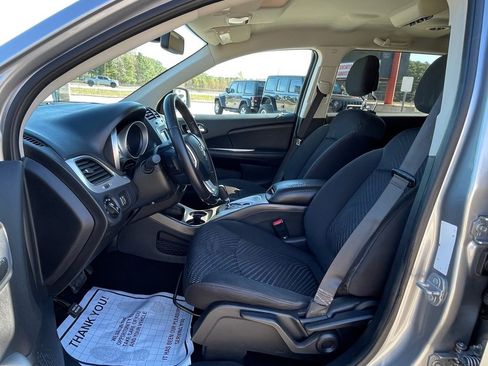 Used 2018 Dodge Journey SXT w/ Connectivity Group image 18