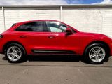 Certified 2022 Porsche Macan image 6