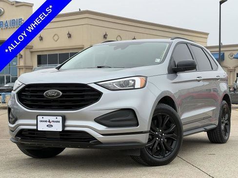 Certified 2022 Ford Edge SE w/ Black Appearance Package image 2