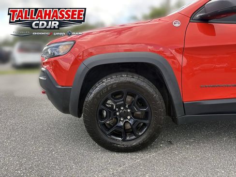 Used 2021 Jeep Cherokee Trailhawk w/ Sun, Sound & Nav Group AWD/4WD image 13