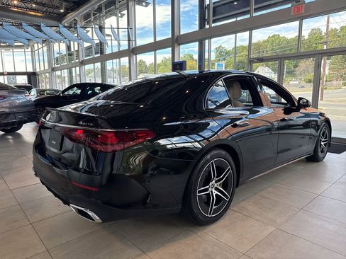 Certified 2025 Mercedes-Benz E 350 4MATIC Sedan image 7