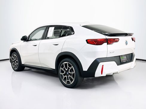 Used 2025 BMW X2 xDrive28i image 5
