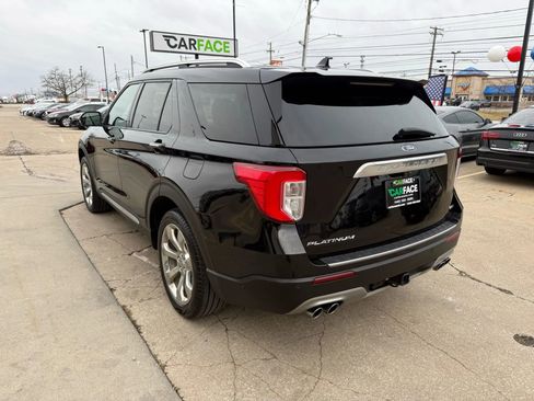 Used 2020 Ford Explorer Platinum w/ Premium Technology Package image 9