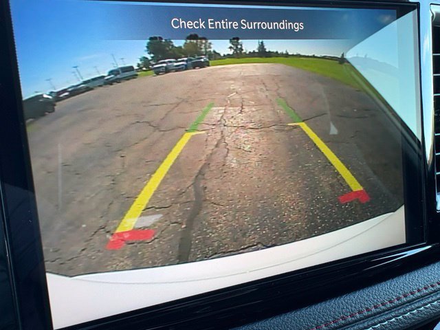 New 2027 Chrysler Pacifica Select FWD image 4