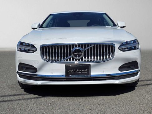 Used 2025 Volvo S90 B6 Plus w/ Protection Package Premier AWD/4WD image 8