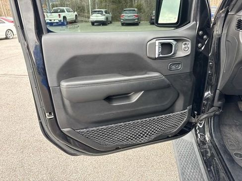 Used 2023 Jeep Wrangler Sahara w/ Cold Weather Group image 22