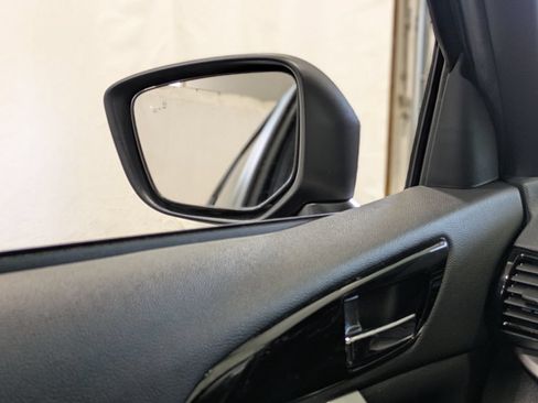 Used 2024 Mitsubishi Eclipse Cross SEL AWD/4WD image 29
