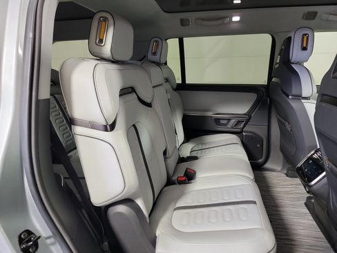Used 2024 Rivian R1S Adventure AWD/4WD image 23